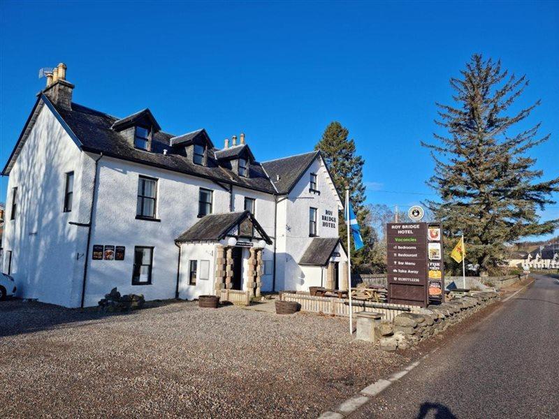 Roy Bridge Hotel Roybridge Eksteriør billede